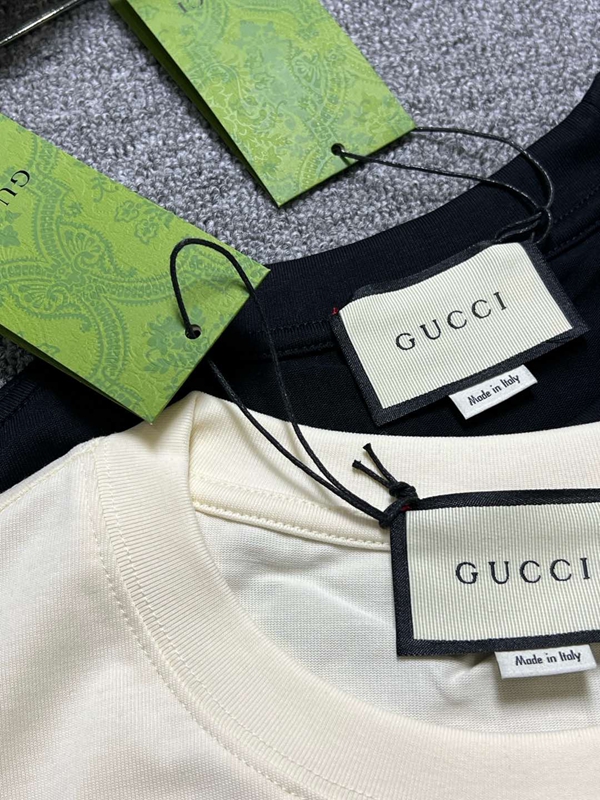 ブランドTシャツ細部ディテール